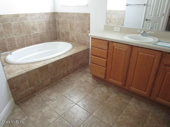 2nd image of 2931 Larranaga Dr