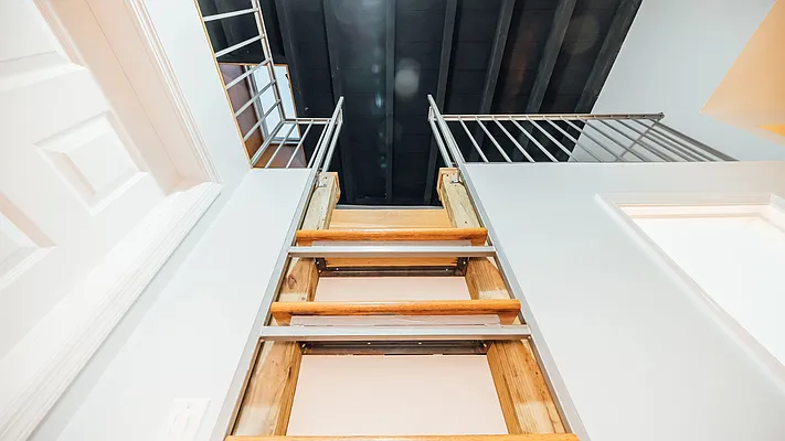 Rented by Compass | media 21