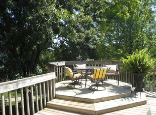 600 Lynchburg Ct, Naperville, IL 60540