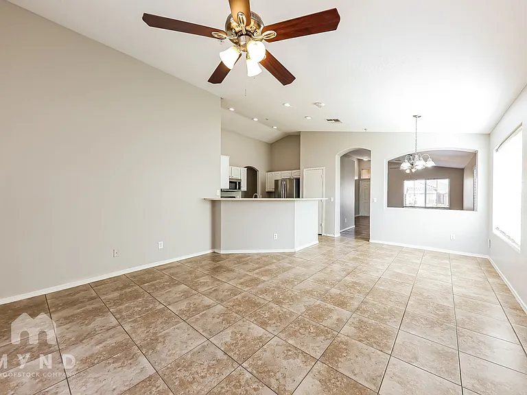 22027 W Pima St — Photo 10