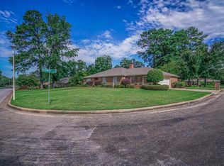 1307 Le Duke Blvd, Longview, TX 75601