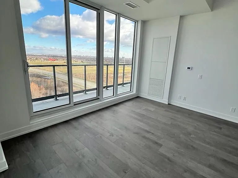 215 Veterans Dr #1204 — Photo 3