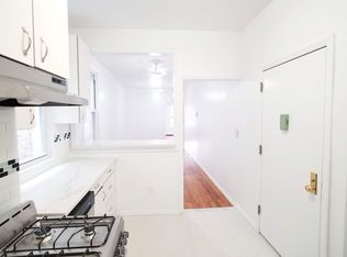 1011 Manhattan Ave APT 3R, Brooklyn, NY 11222