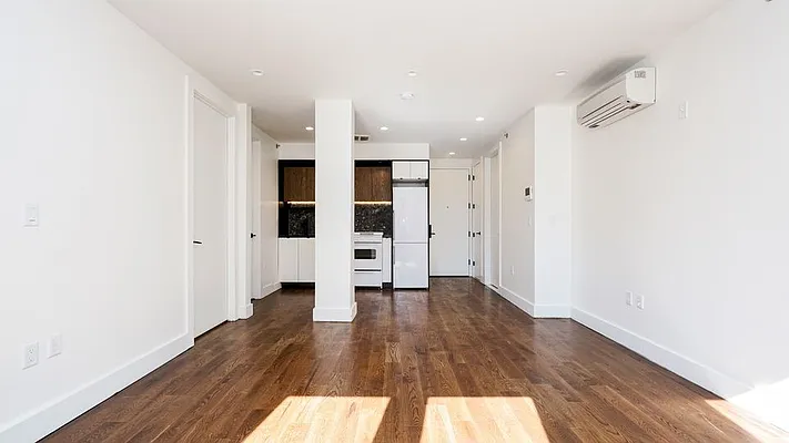 Rented by Nooklyn NYC LLC | media 20