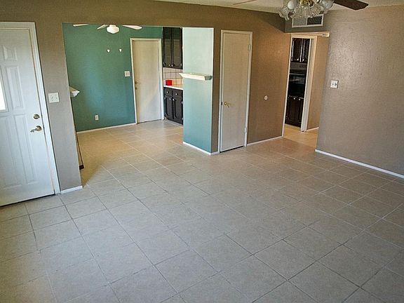 3rd image of 4464 N Duke Ave
