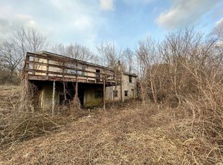 1586 River Rd, Clarksville, TN 37040