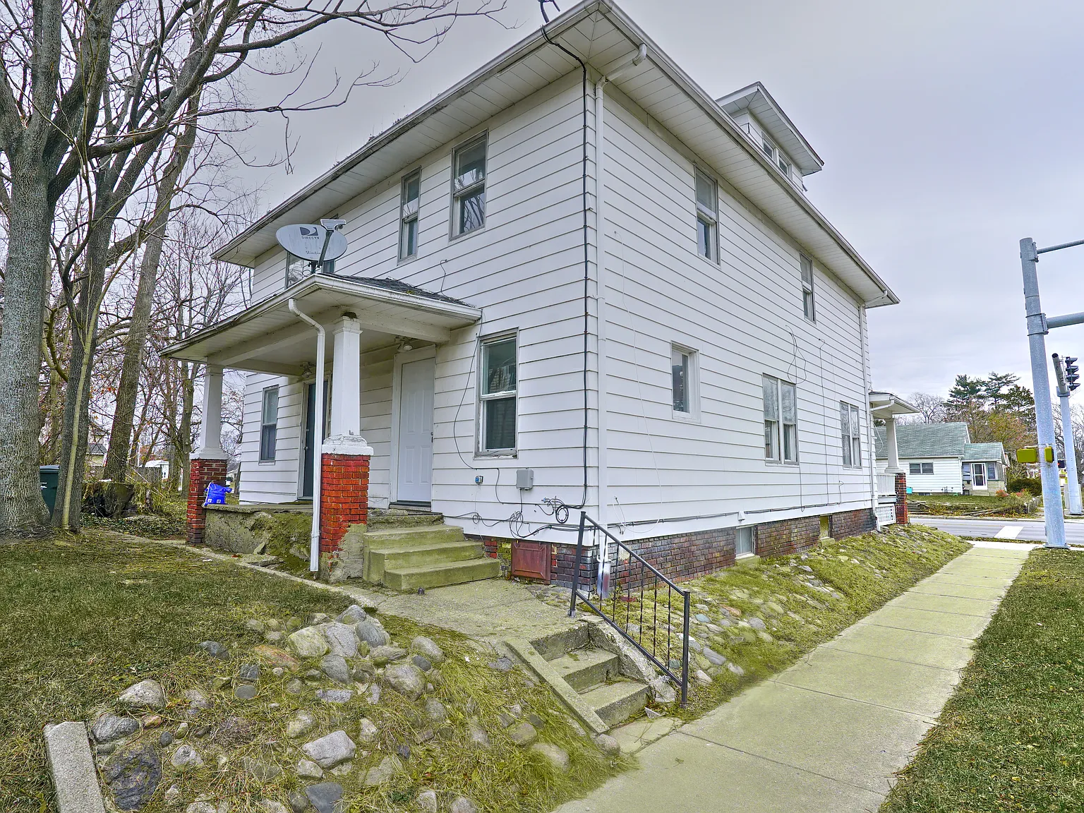 501 Eddy — Photo 3
