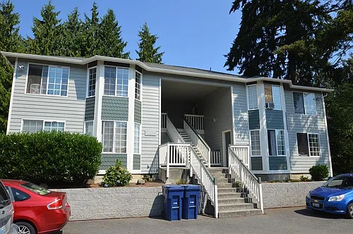 14205 Admiralty Way Photo 1