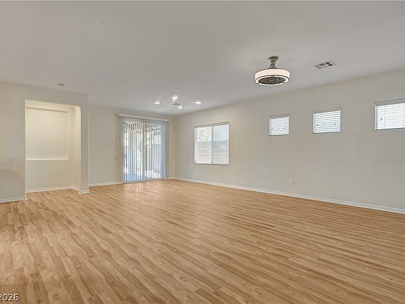 3rd image of 6444 Bristlebird St