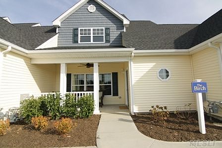 1st image of 106 Stoneleigh Dr