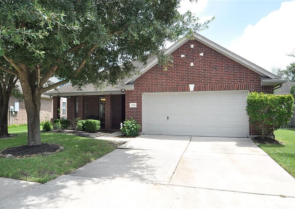 1st image of 18802 Woodbreeze Dr