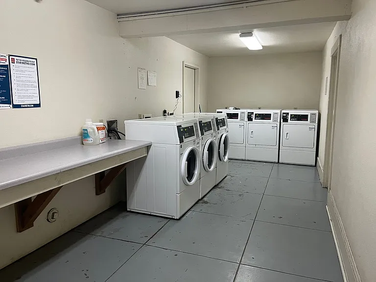 Rose Court by Star Metro — Photo 51