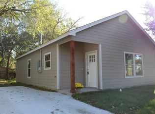 202 Olive St, Cleburne, TX 76031