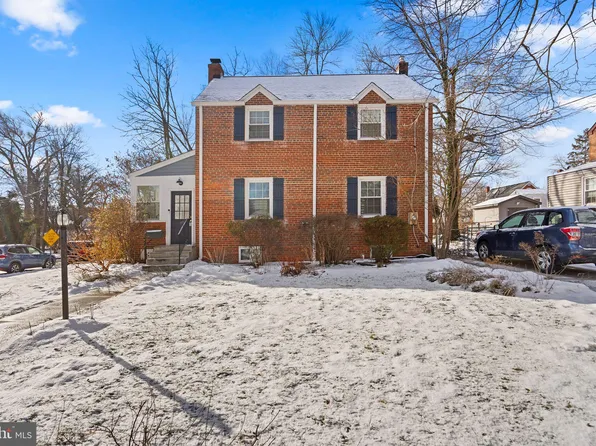 4811 Cherokee St, College Park, MD 20740