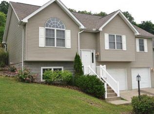 314 March Ln, Morgantown, WV 26508