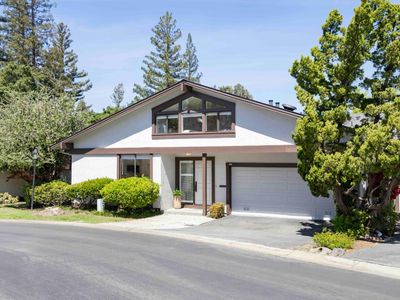 2466 Sharon Oaks Dr, Menlo Park, CA, 94025