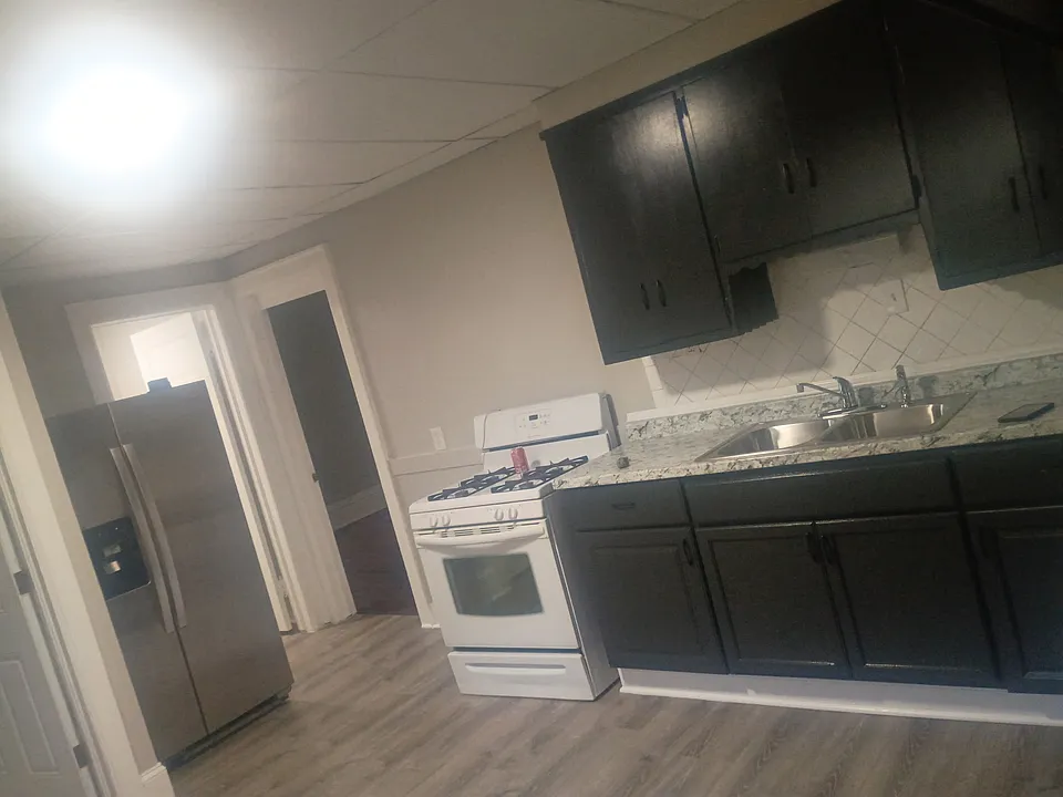 861 W Windlake Ave #1A
