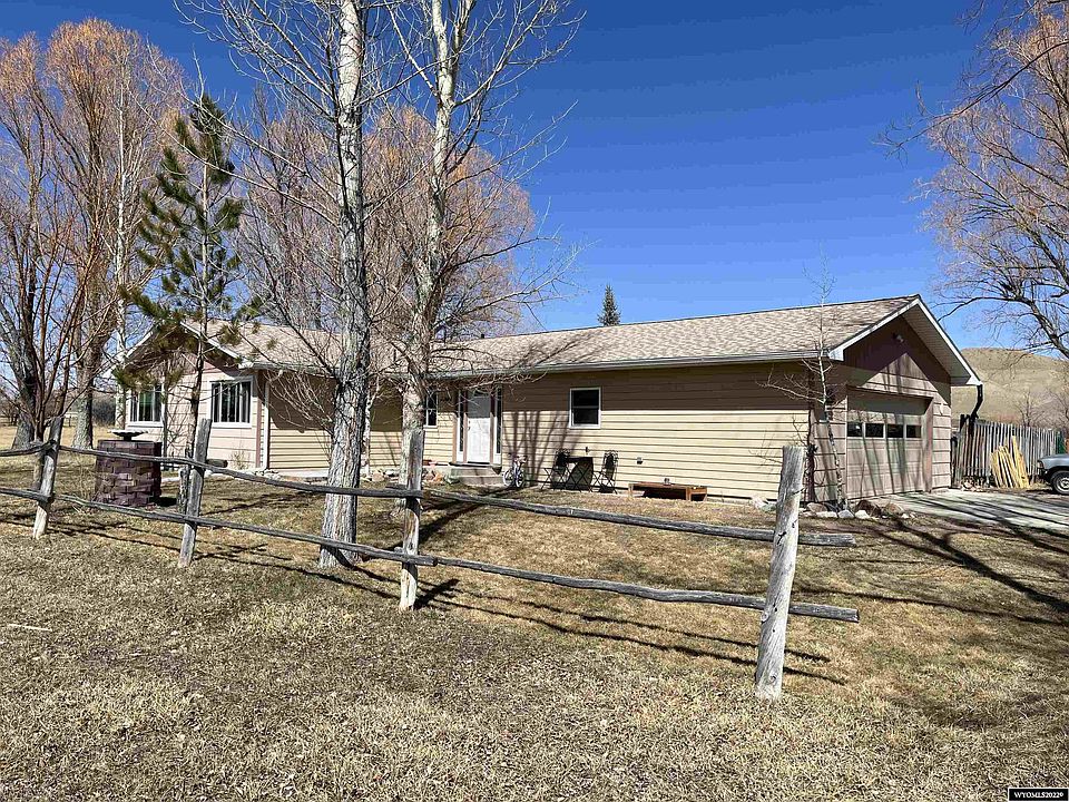 1st image of 9 Latigo Ln