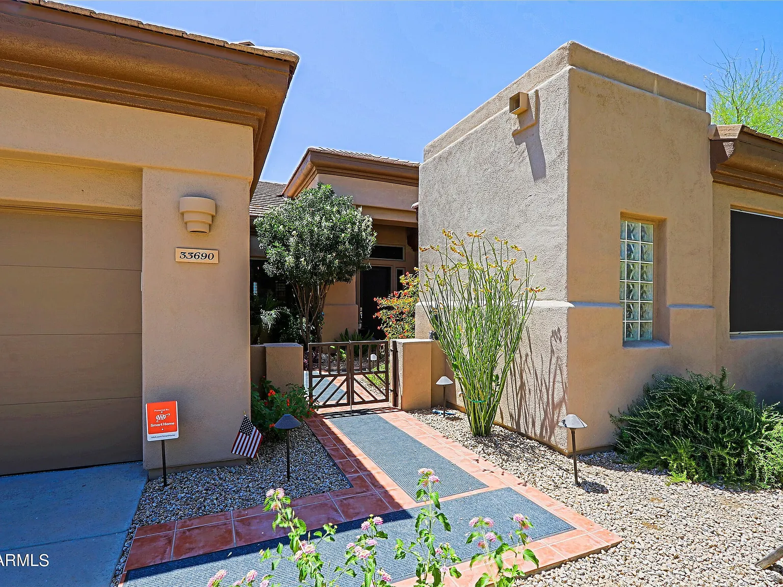 3 bed, 3.0 bath, 2293 sqft, $3,950 — Photo 3