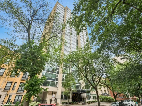 2728 N Hampden Ct APT 401, Chicago, IL 60614