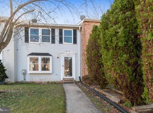 1720 Heather Ln, Frederick, MD 21702