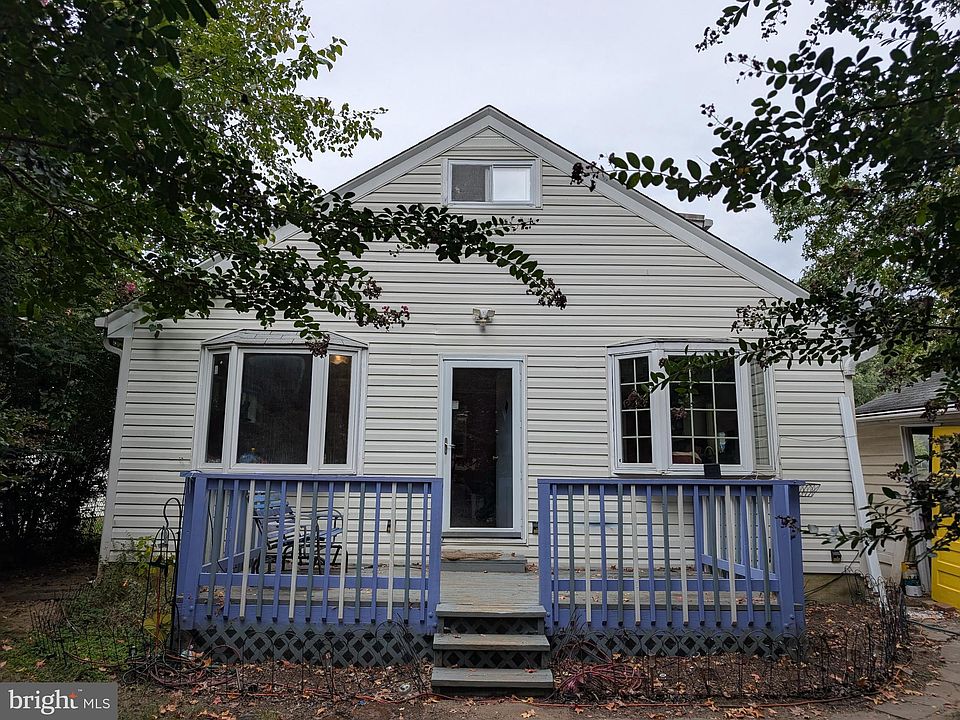 2nd image of 5705 31st Pl