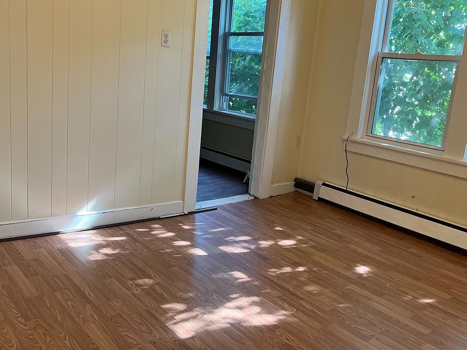 74 Elm St Lowell MA Zillow