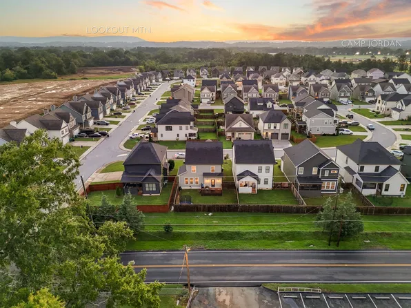 586 Shanti Dr, Chattanooga, TN 37412