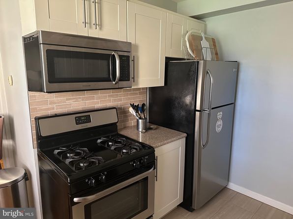 346 E Lancaster Ave APT 101, Wynnewood, PA 19096