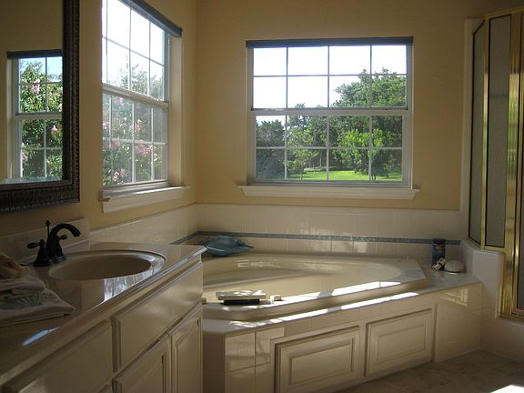 master bath jacuzzi