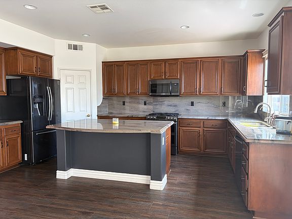 5th image of 24903 Sunset Vista Ave
