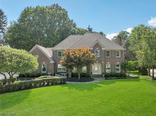 2520 Interlachen Ln, Westlake, OH