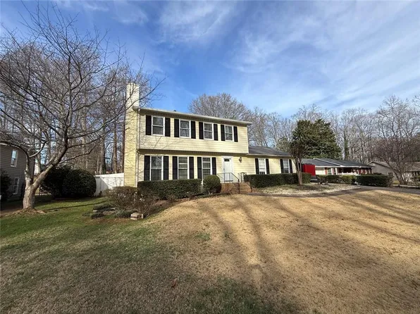 658 Benson Hurst Dr SW, Mableton, GA 30126
