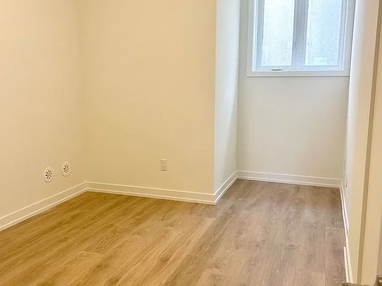 160 Densmore Rd #2001 — Photo 6