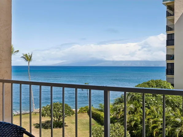 4365 Lower Honoapiilani Rd #404, Lahaina, HI 96761
