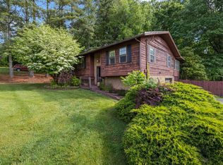 129 Harrell Rd, Johnson City, TN 37604
