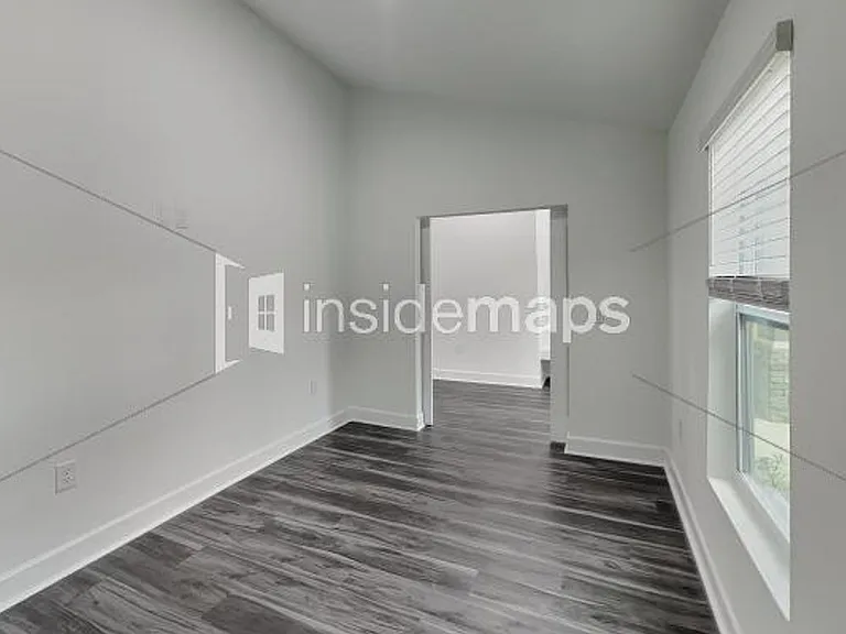 4075 Kessler Ter — Photo 13