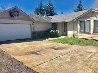18368 Davis St, Sandy, OR 97055