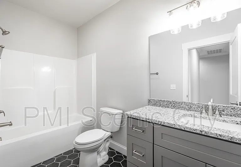 1904 Cypress Ln — Photo 40