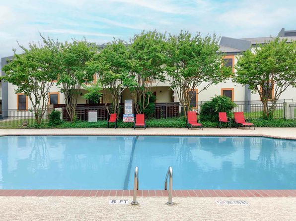 8220 Research Blvd #152