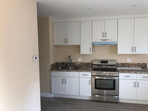 2nd image of 839 E Santa Anita Ave