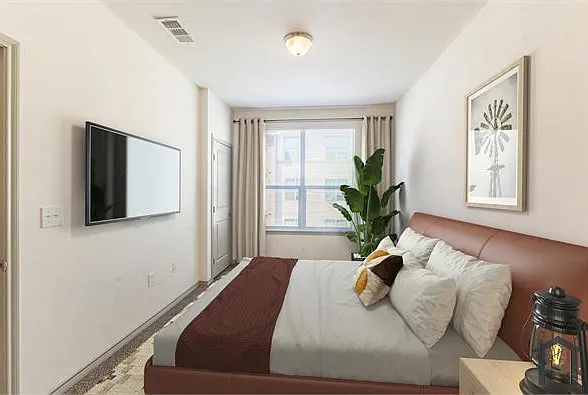 1414 Belleview St #0 — Photo 4