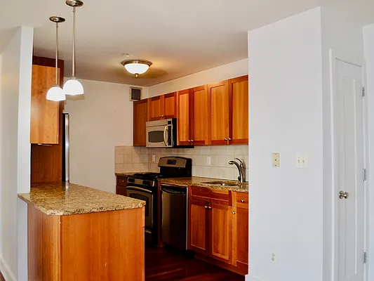 Rented by Brown Harris Stevens | media 4