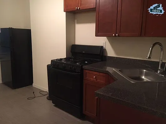 Rented by Fifth & Forever LLC | media 13