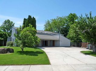 6737 W 9th Ave, Kennewick, WA 99336