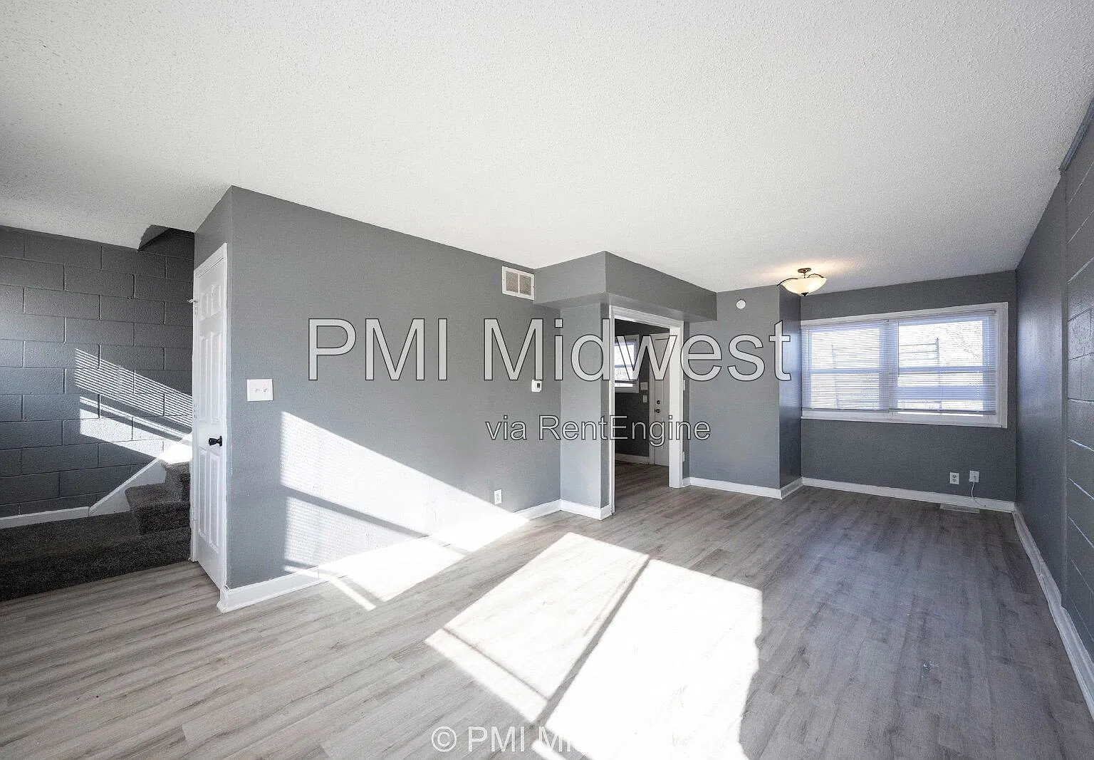 2 bed, 1.0 bath, 900 sqft, $949 — Photo 4