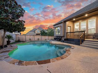 100 Crystal Cv, Round Rock, TX 78664