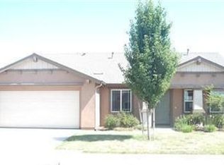4597 E Burns Ave, Fresno, CA 93725