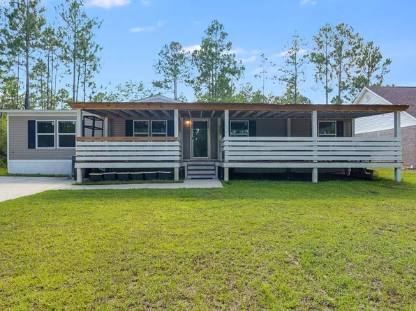 241 N Eden Park Dr, Pt Washington, FL 32459