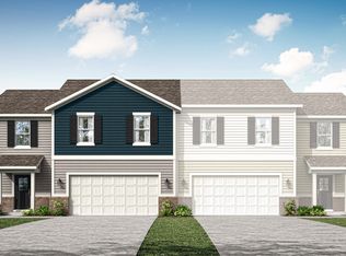 2853 Woods Edge Dr, Greenwood, IN 46143